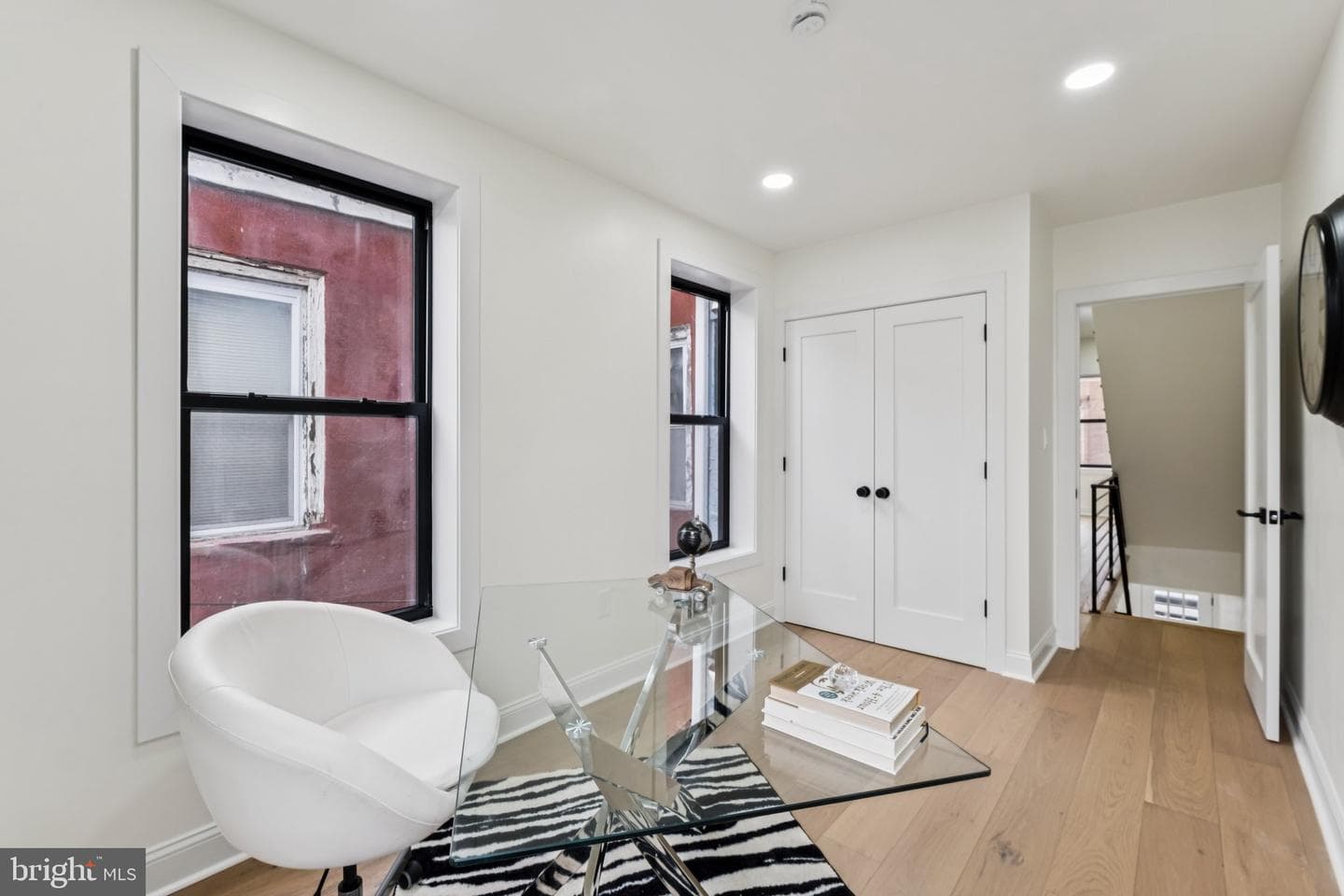 1031 Ellsworth Street photo 17