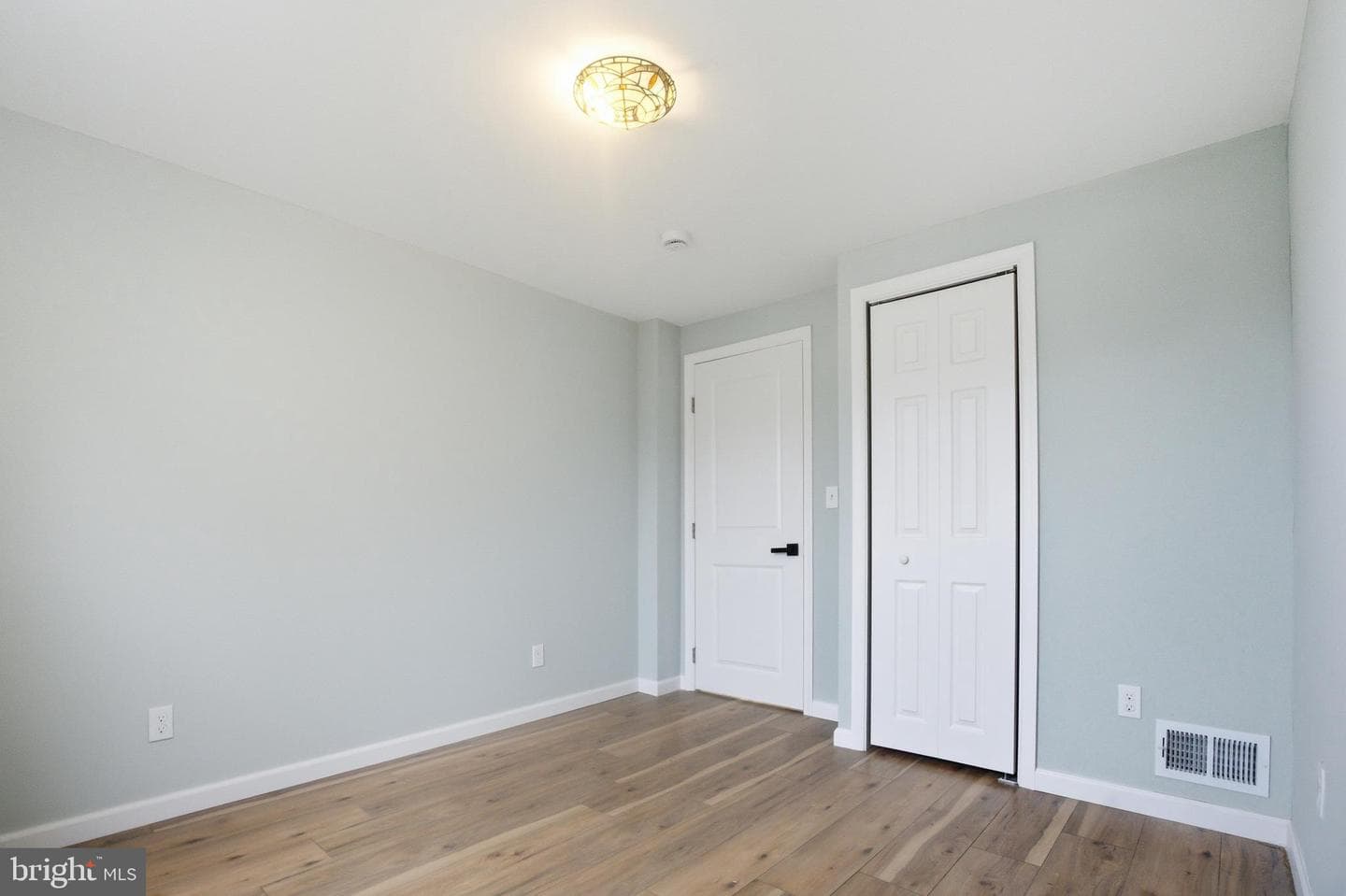 2215 Earp Street photo 15