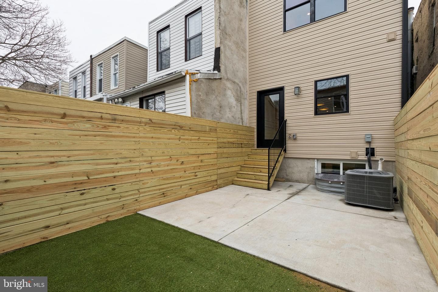 2316 Dickinson Street photo 17