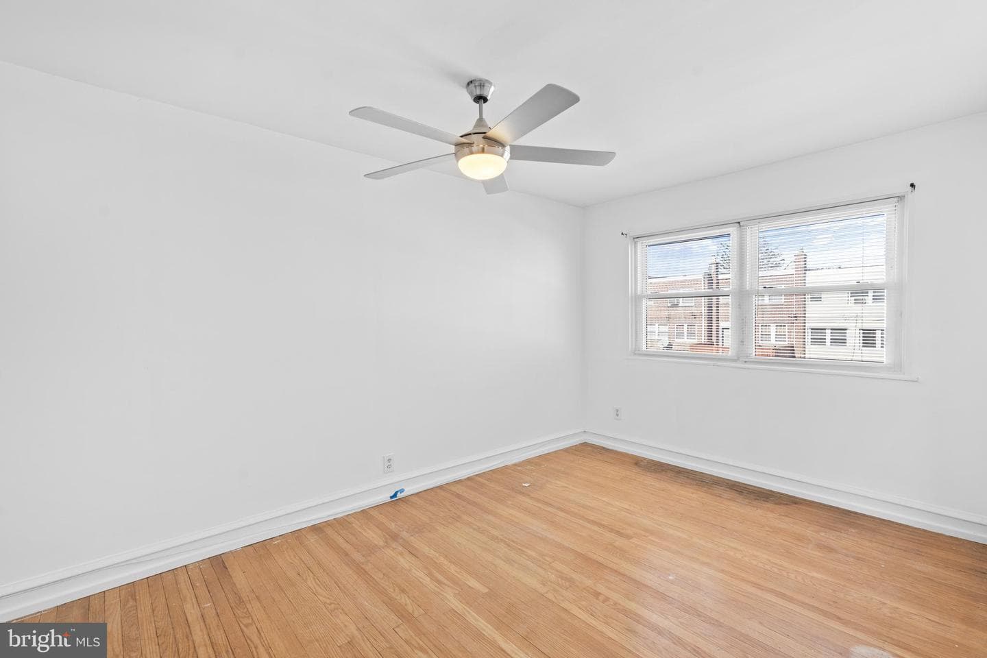 7823 Forrest Avenue photo 13