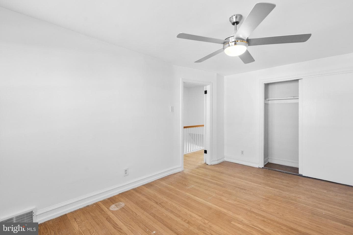 7823 Forrest Avenue photo 14