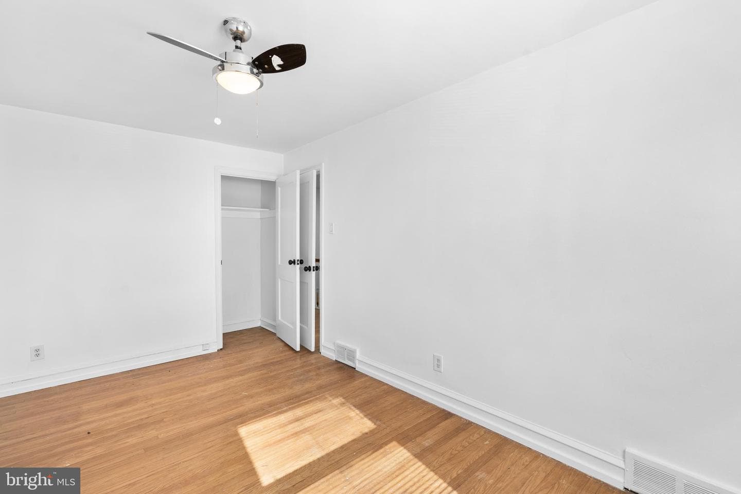 7823 Forrest Avenue photo 18
