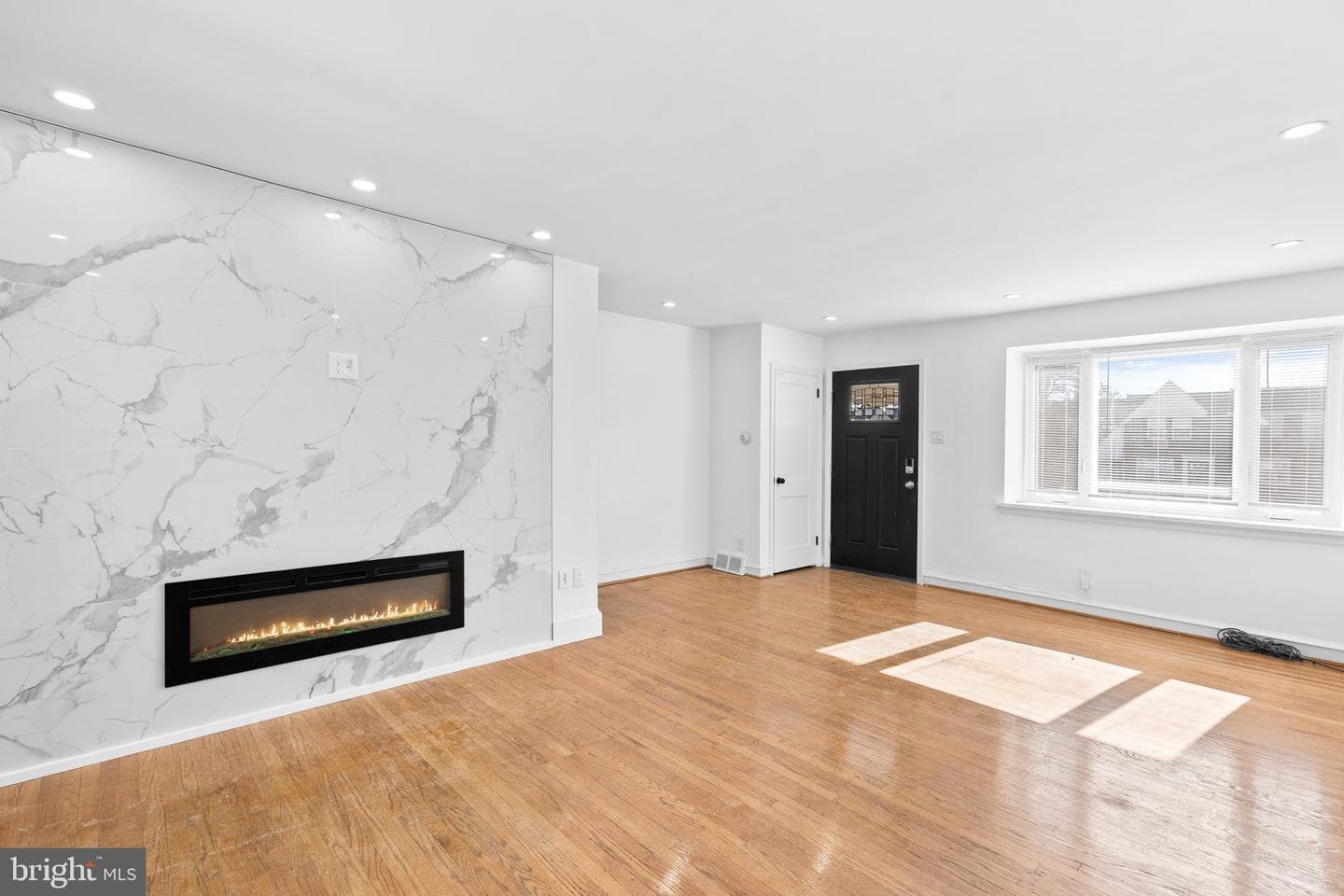 7823 Forrest Avenue photo 7
