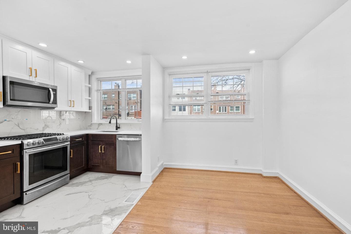 7823 Forrest Avenue photo 8