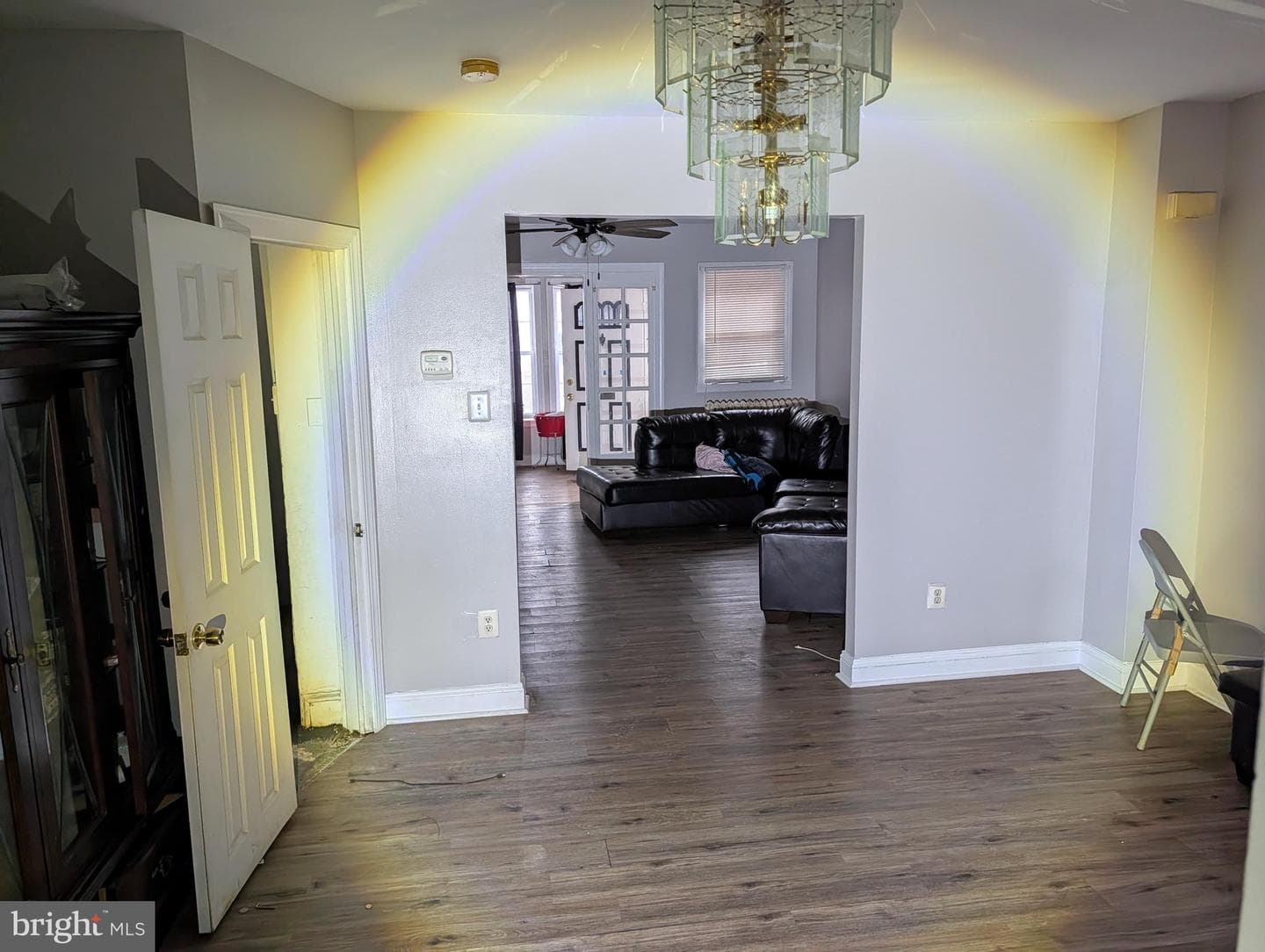 1757 S Avondale Street photo 5
