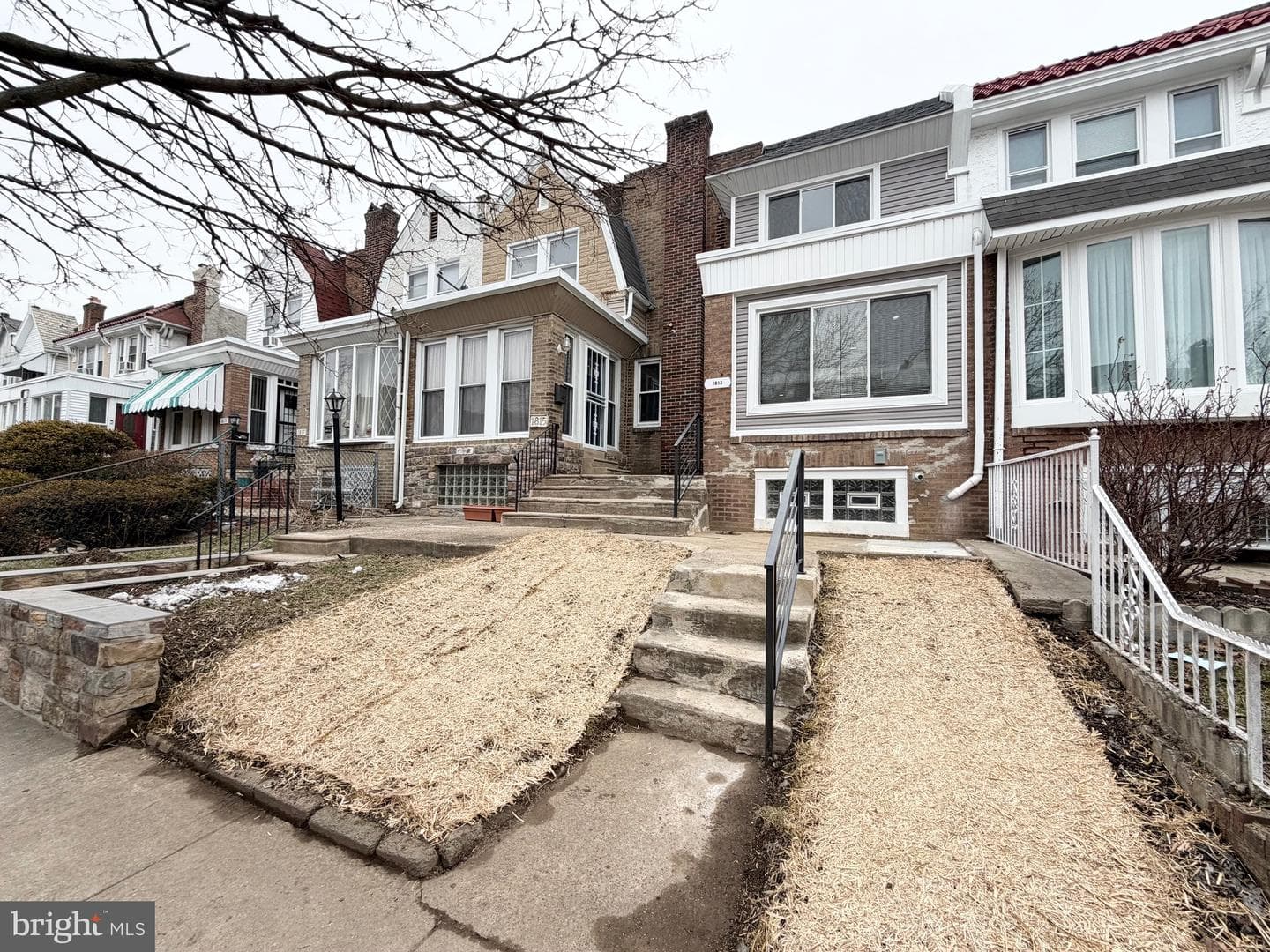 1813 Roselyn Street photo 2