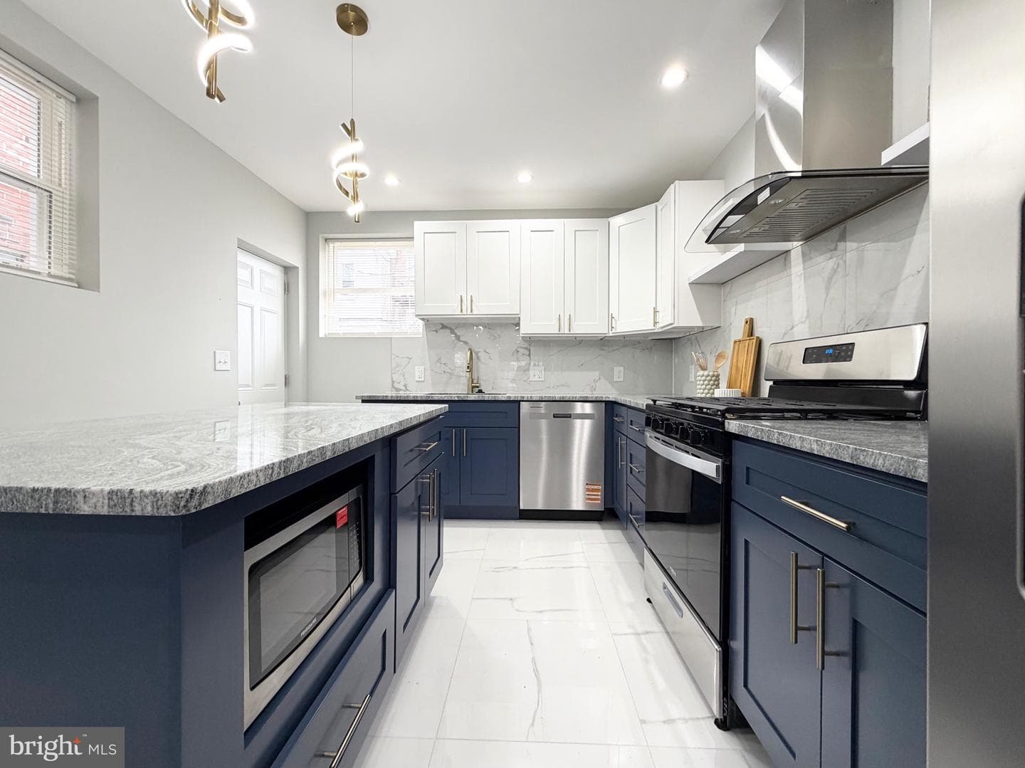 1813 Roselyn Street photo 21
