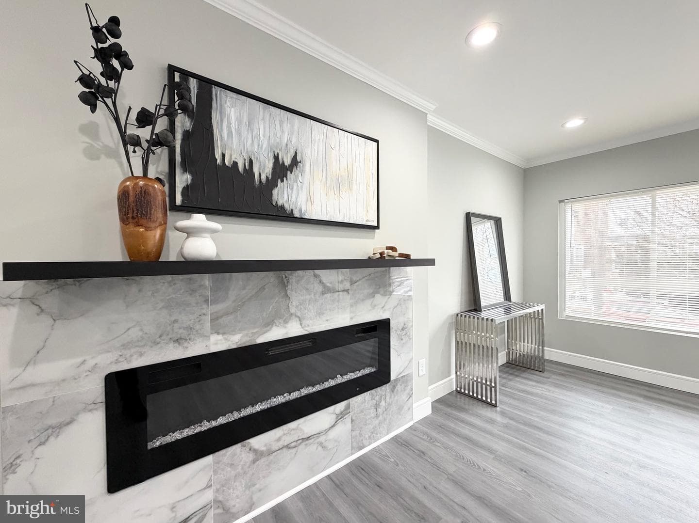 1813 Roselyn Street photo 7