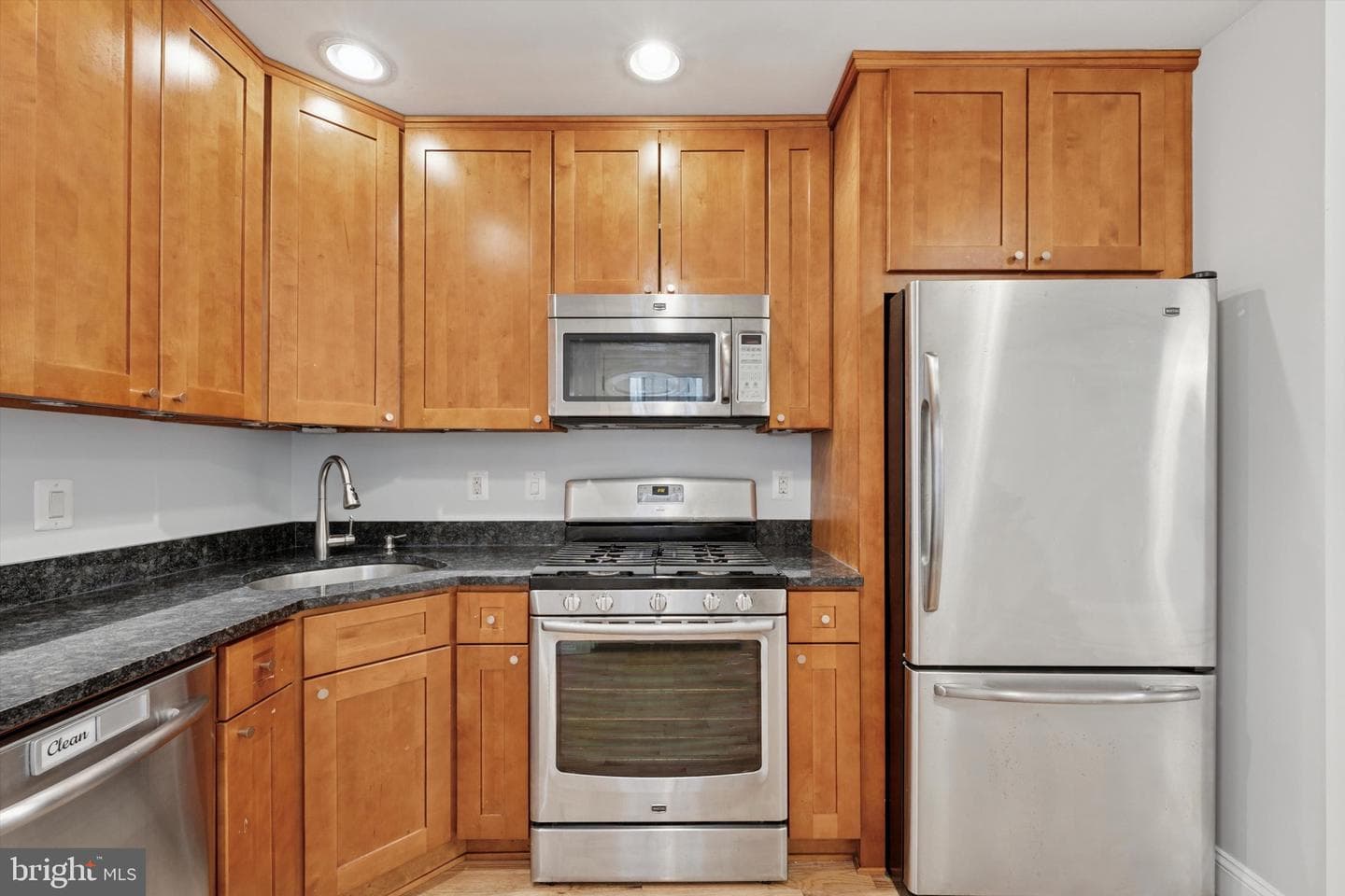 1825 N Willington Street photo 10