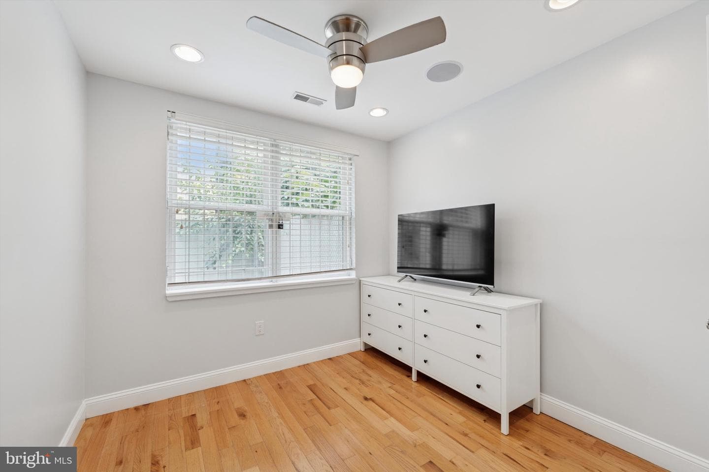 1825 N Willington Street photo 12