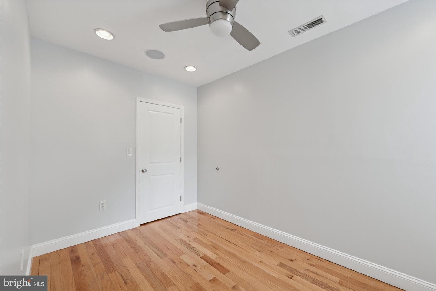 1825 N Willington Street photo 18