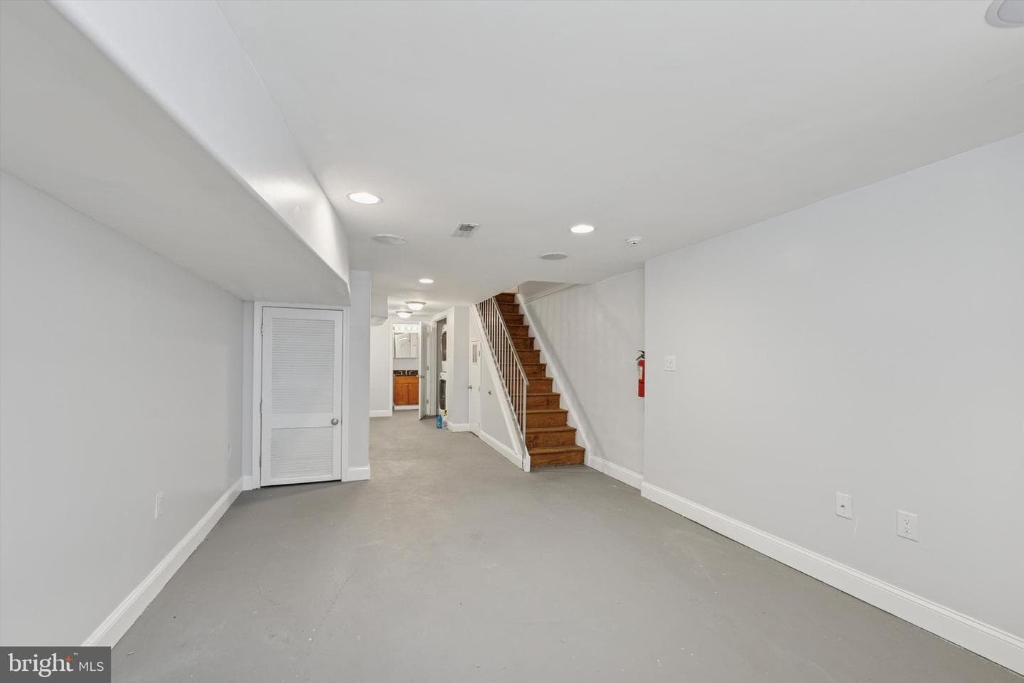 1825 N Willington Street photo 22