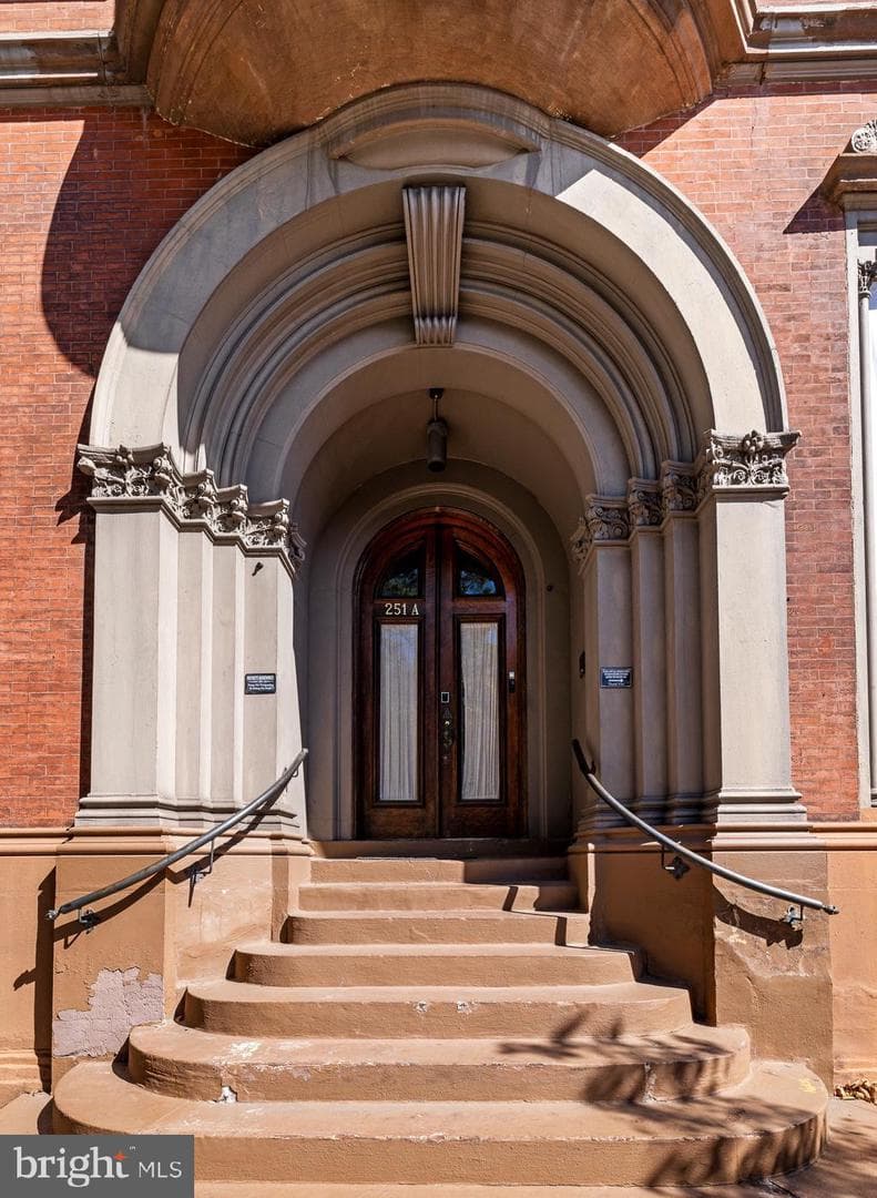 251 S 22nd Street #a photo 3