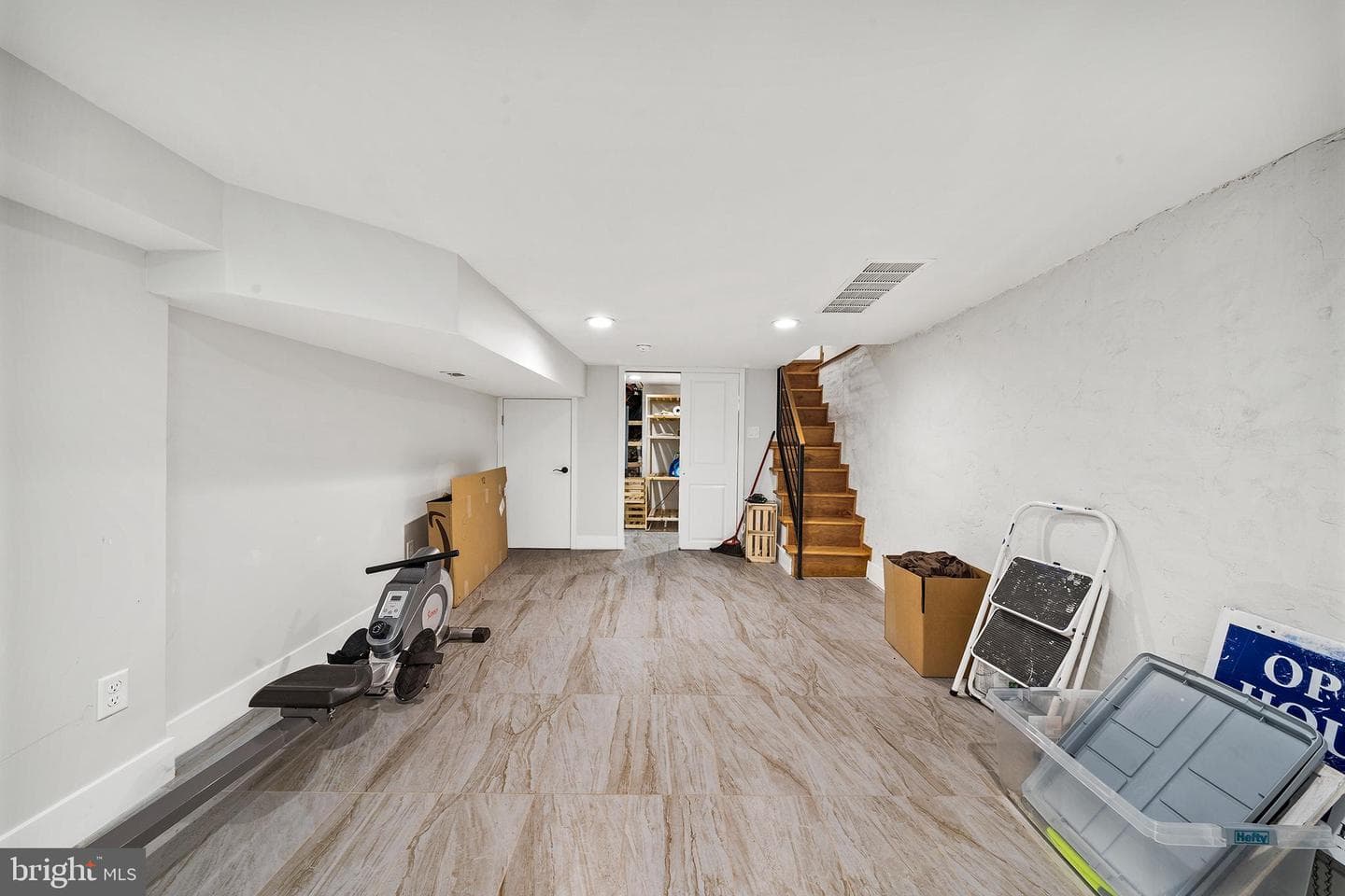 2230 Watkins Street photo 19