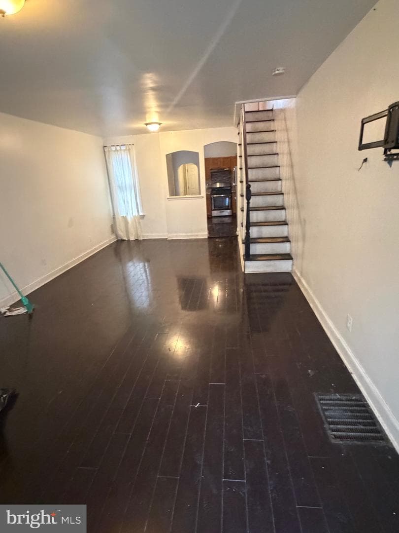 1850 E Clementine Street photo 1