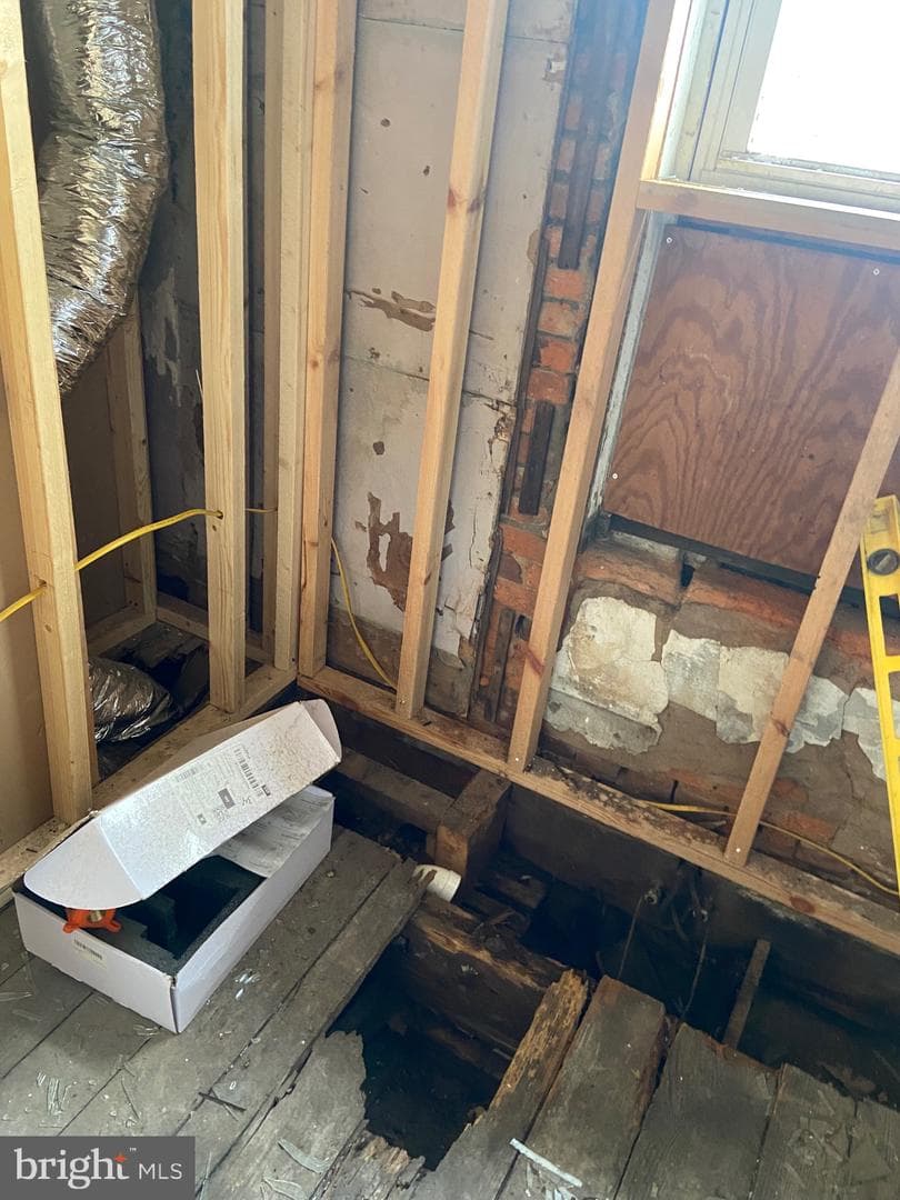 4138 Orchard Street photo 9