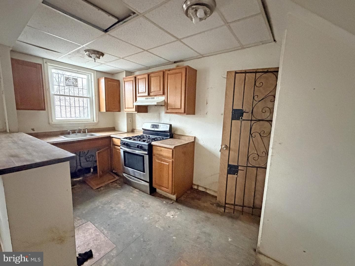 323 W Wingohocking Street photo 11