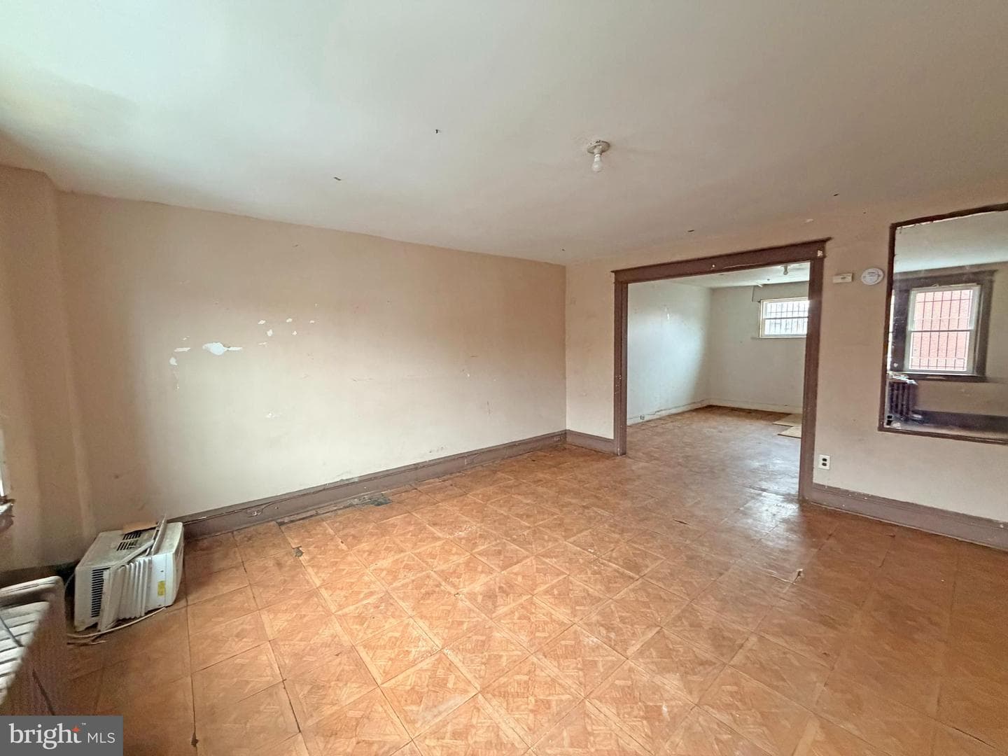 323 W Wingohocking Street photo 6
