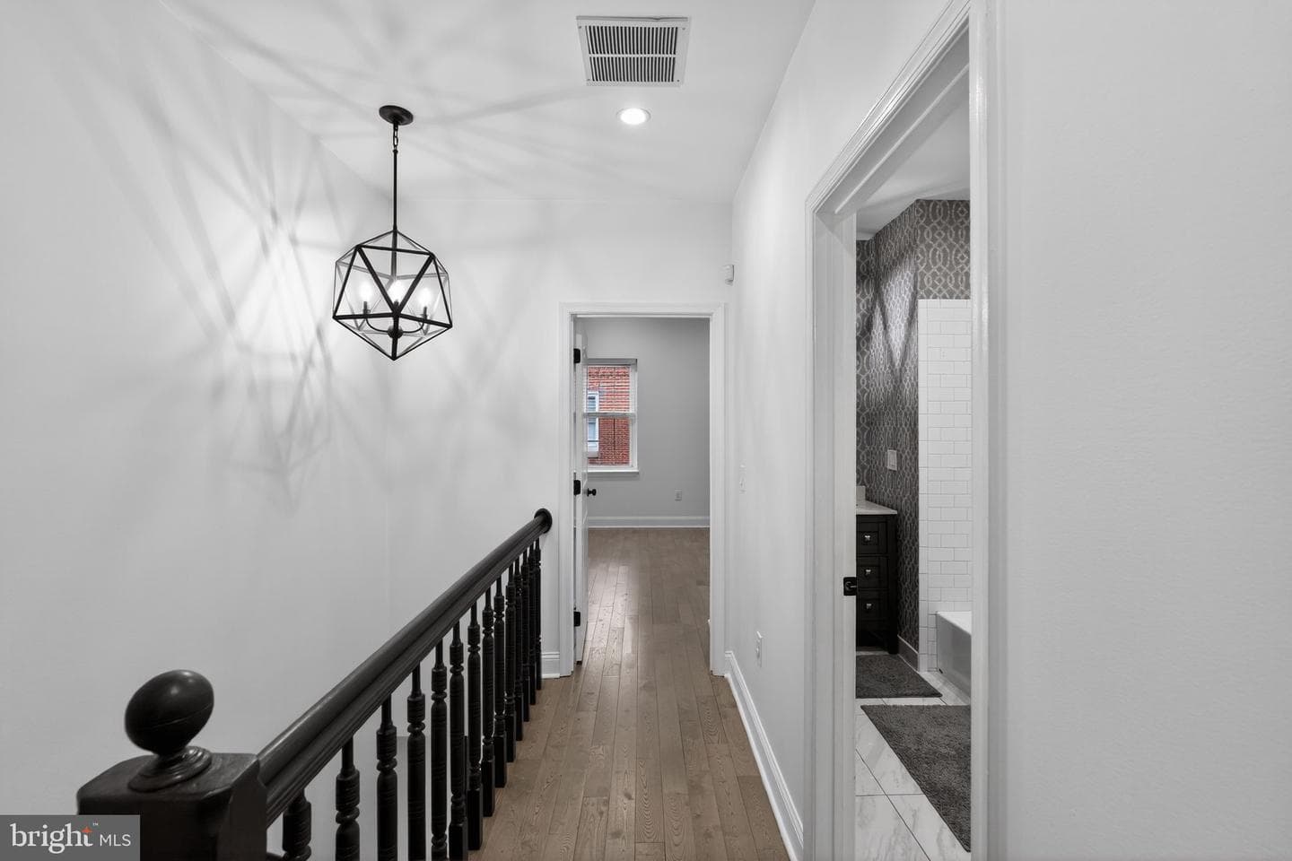 3040 Mercer Street photo 22