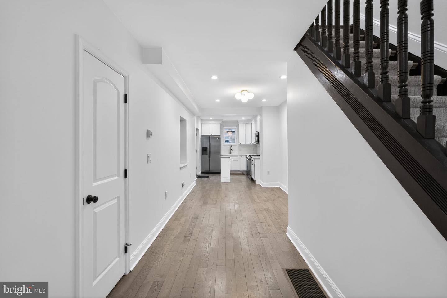 3040 Mercer Street photo 30