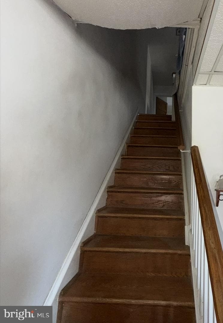 7448 Rockwell Avenue photo 9