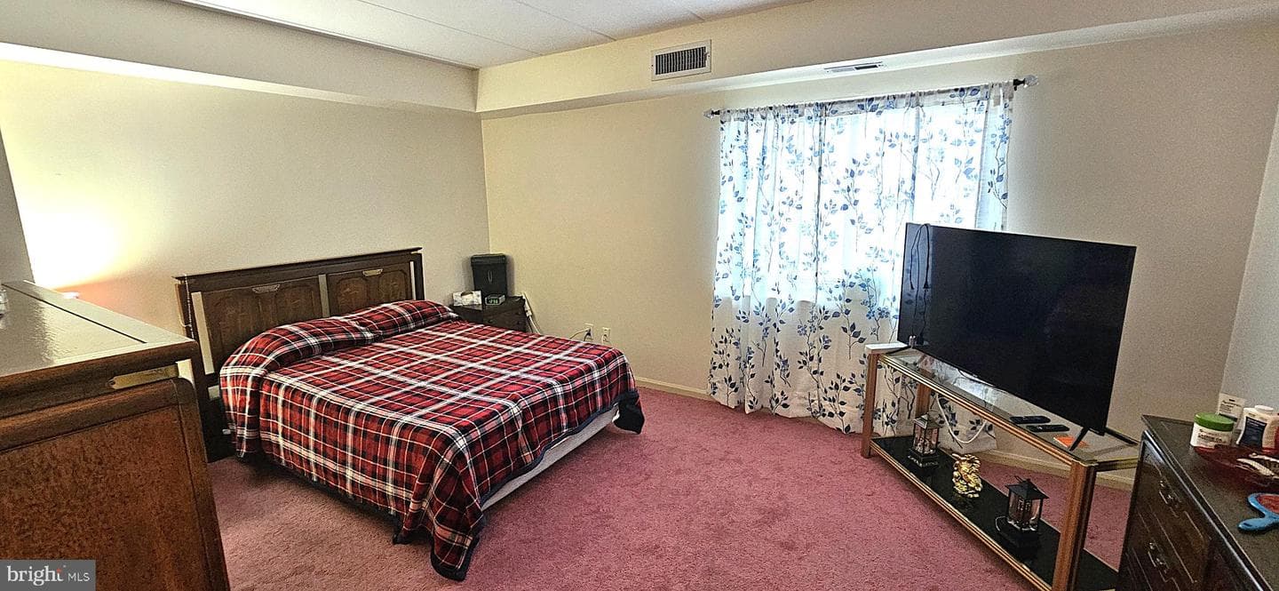 1101 Delaire Landing Road #101 photo 14