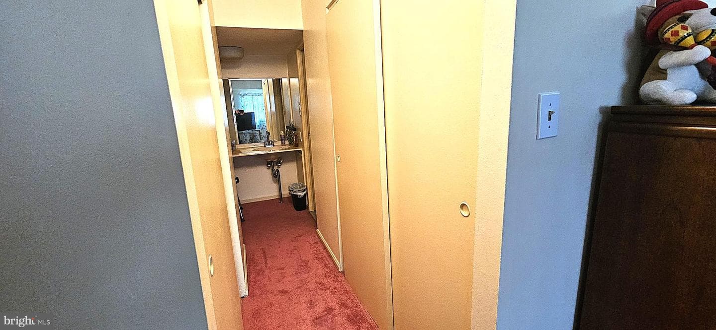 1101 Delaire Landing Road #101 photo 15