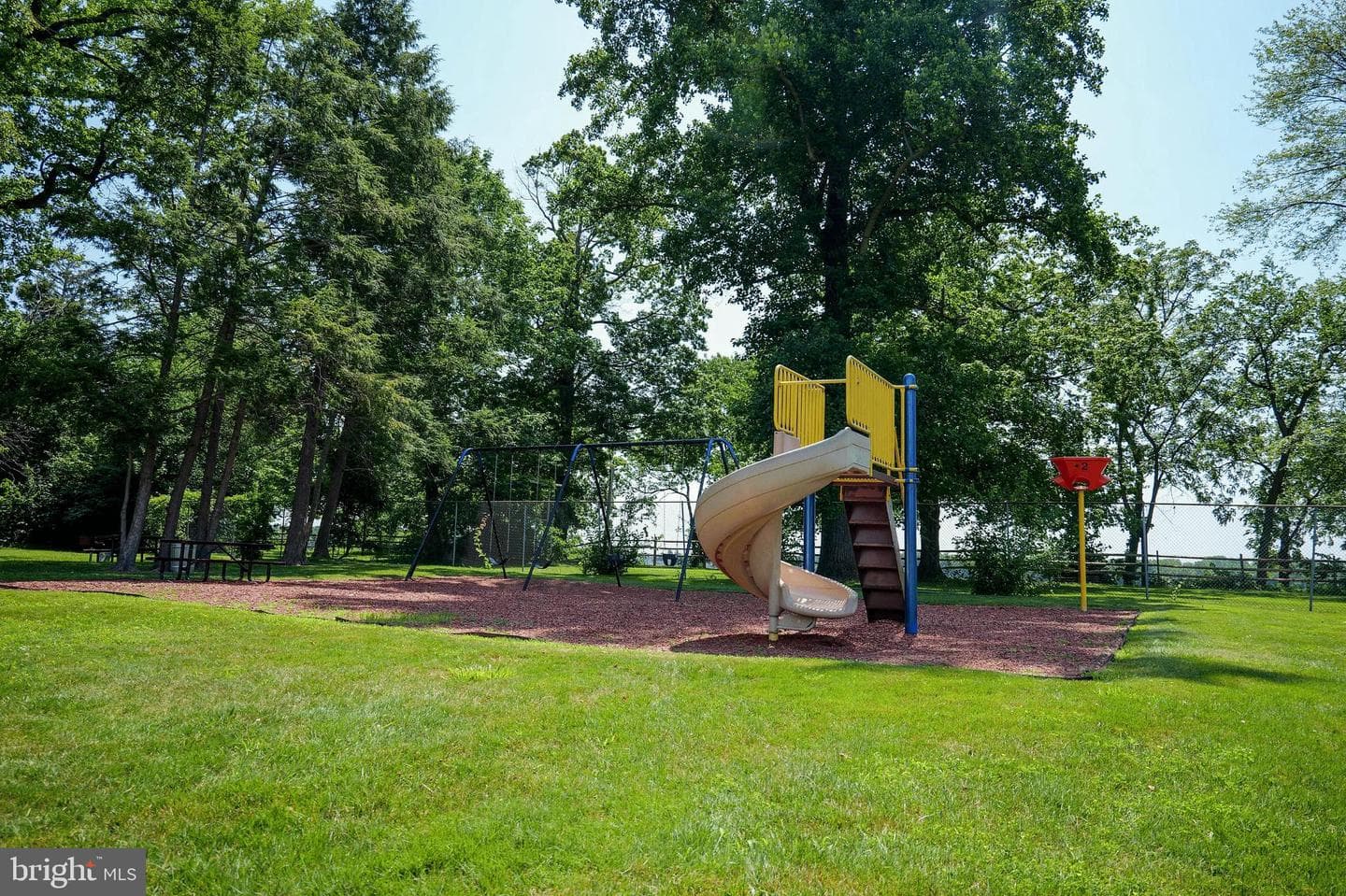 1101 Delaire Landing Road #101 photo 29