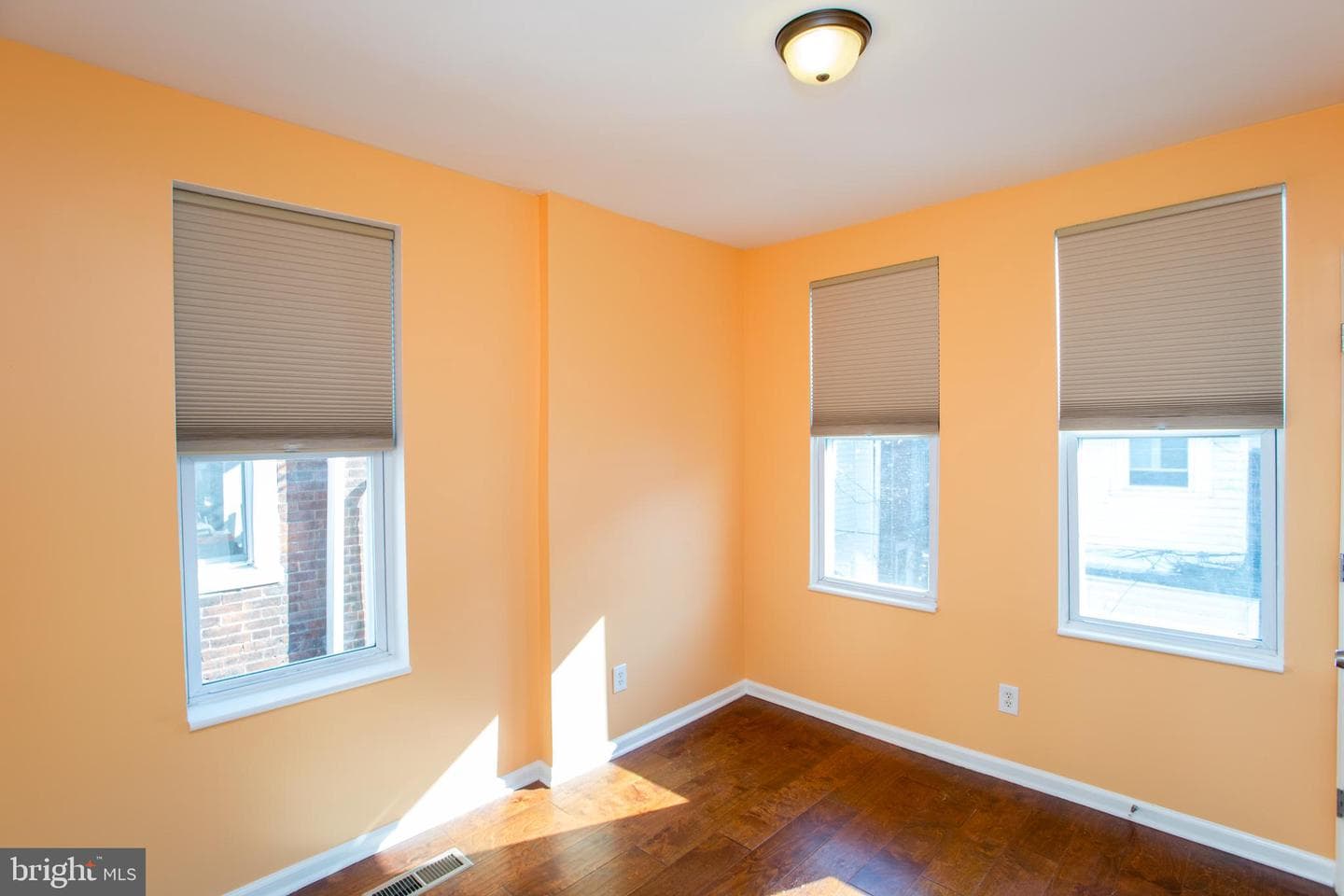 5230 Hazel Avenue photo 33