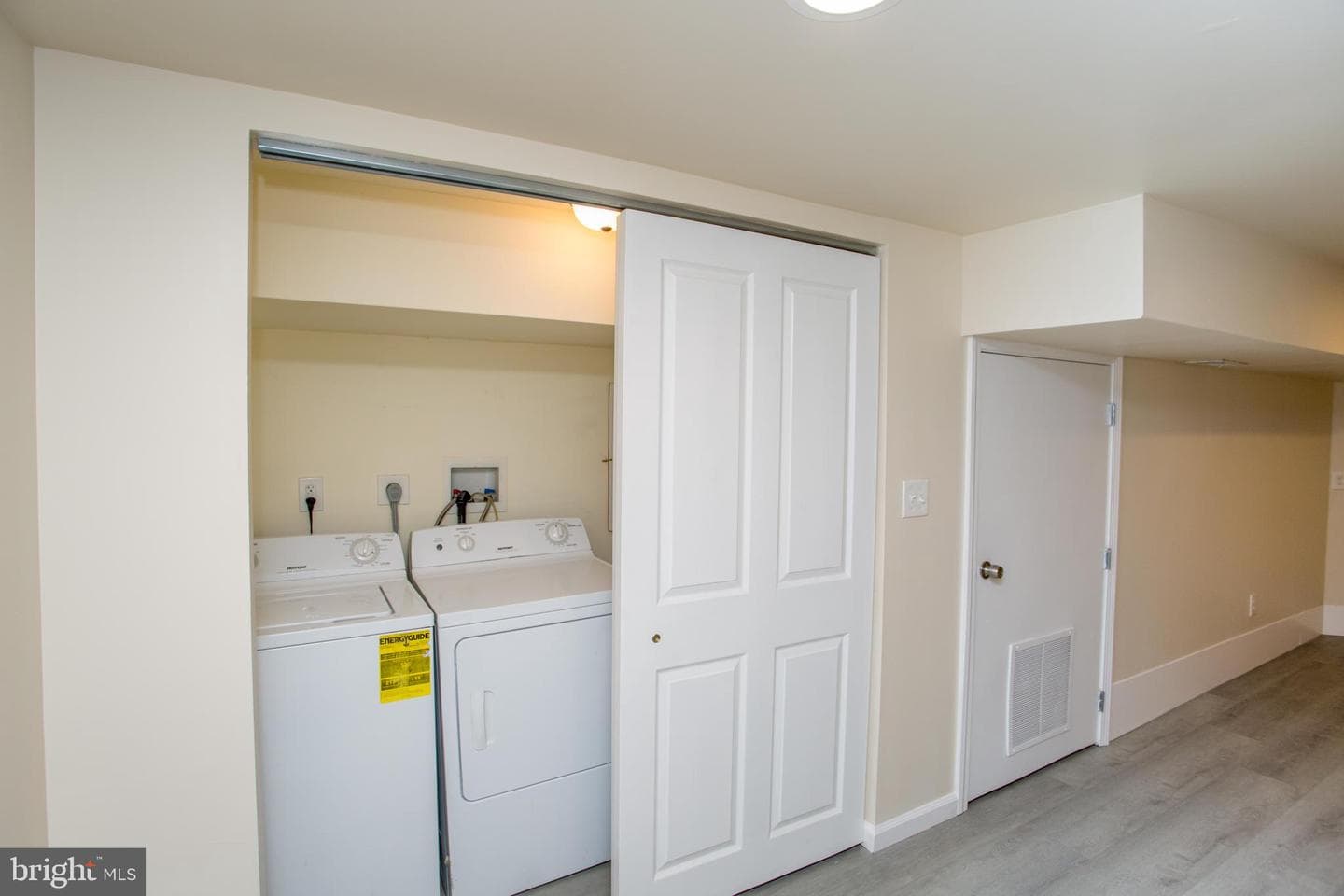 5230 Hazel Avenue photo 44