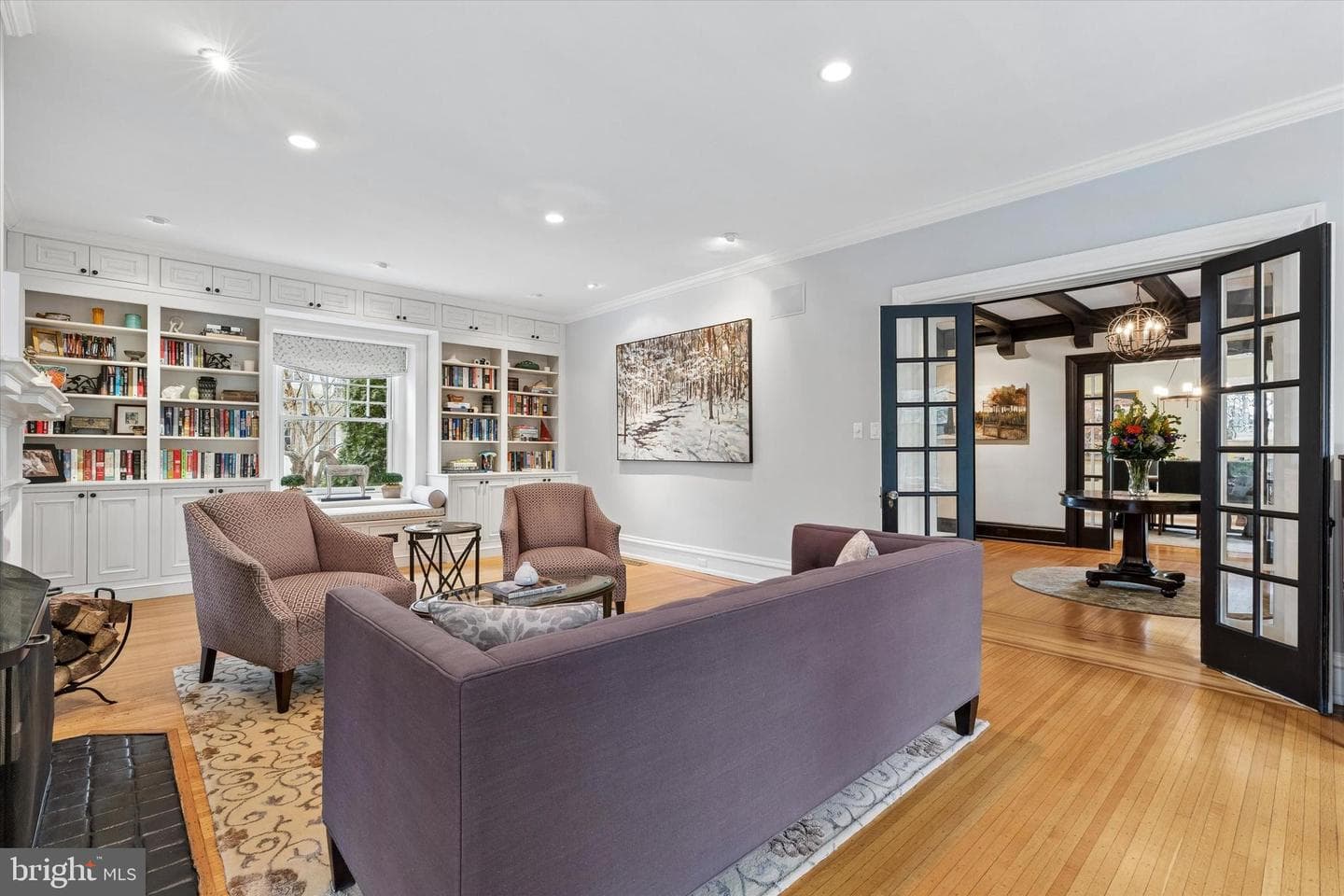 8111 Saint Martins Lane photo 18