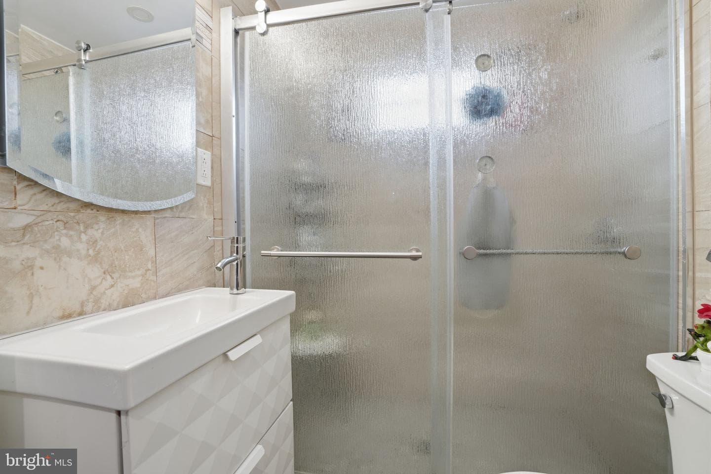 14020 Dana Avenue photo 10