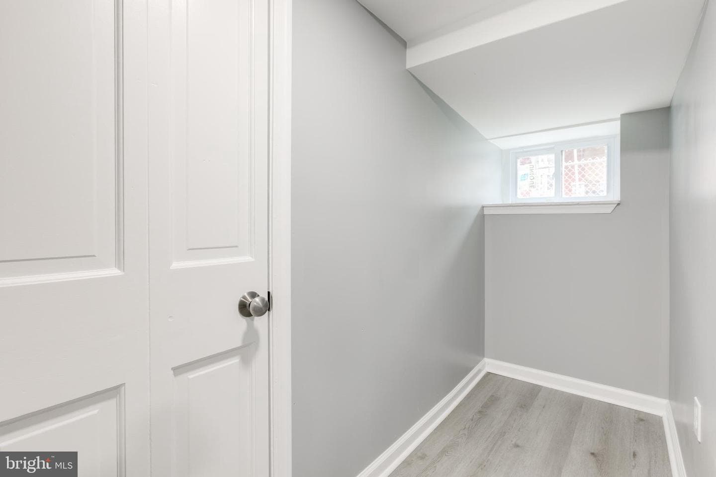 6142 Delancey Street photo 25