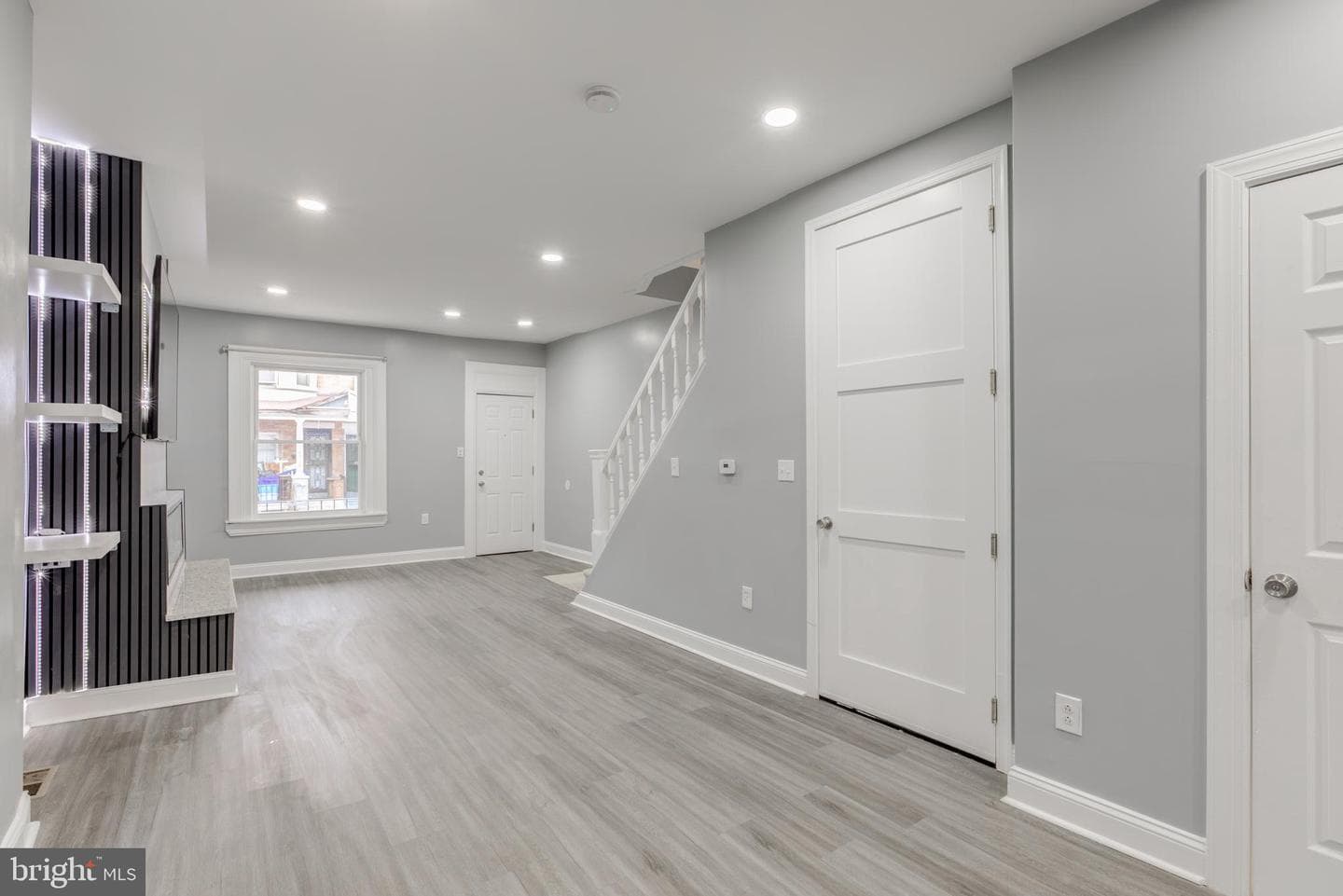 6142 Delancey Street photo 28