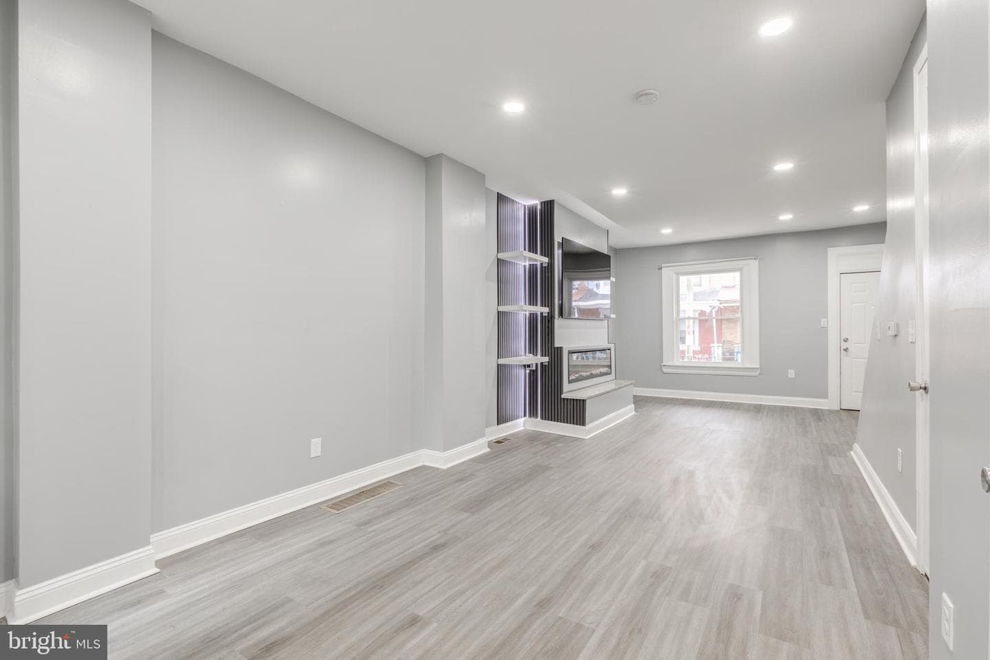 6142 Delancey Street photo 3