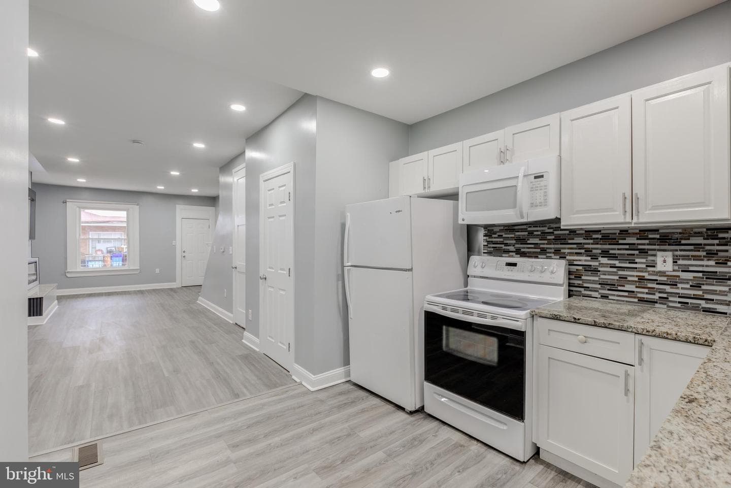 6142 Delancey Street photo 4