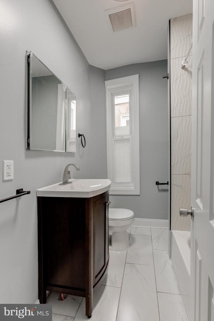 6142 Delancey Street photo 7