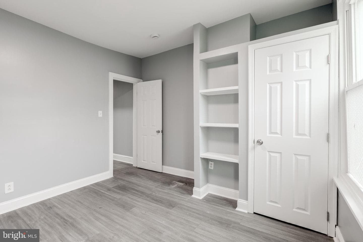 6142 Delancey Street photo 8