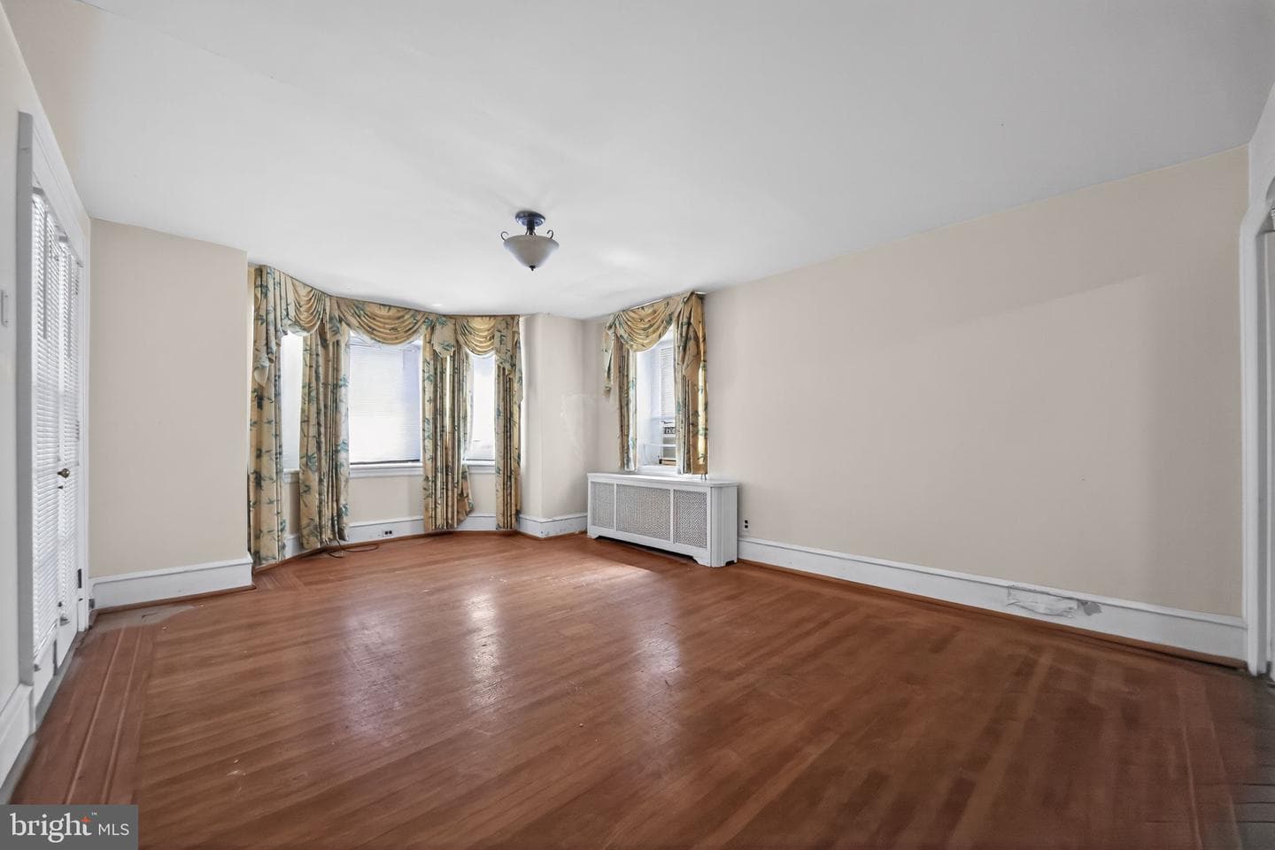 6448 Cherokee Street photo 9