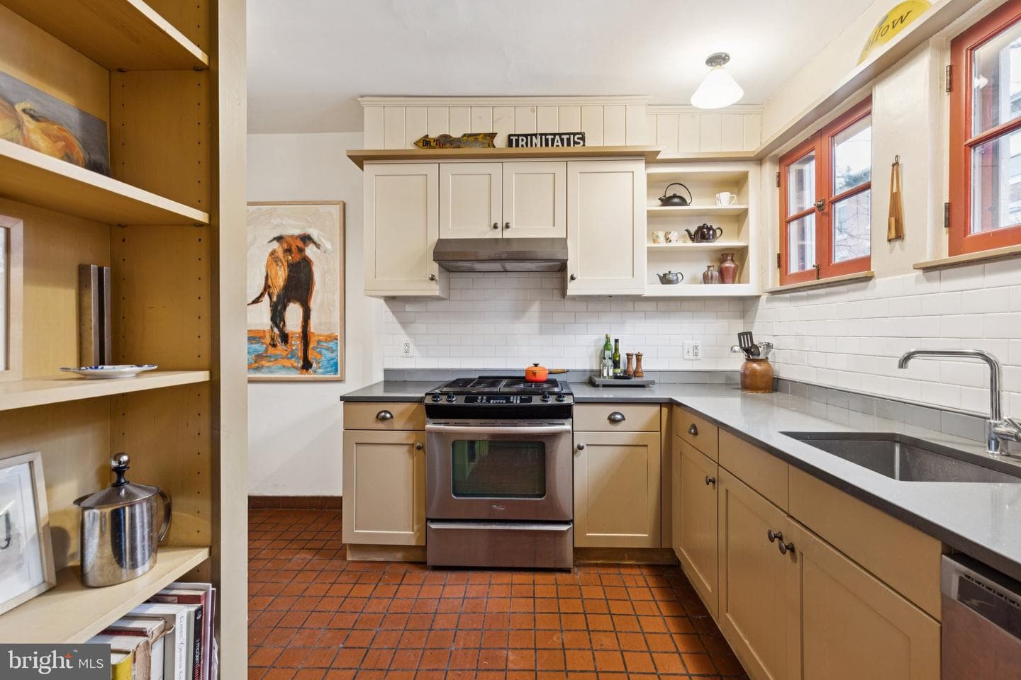2420 Pine Street photo 10