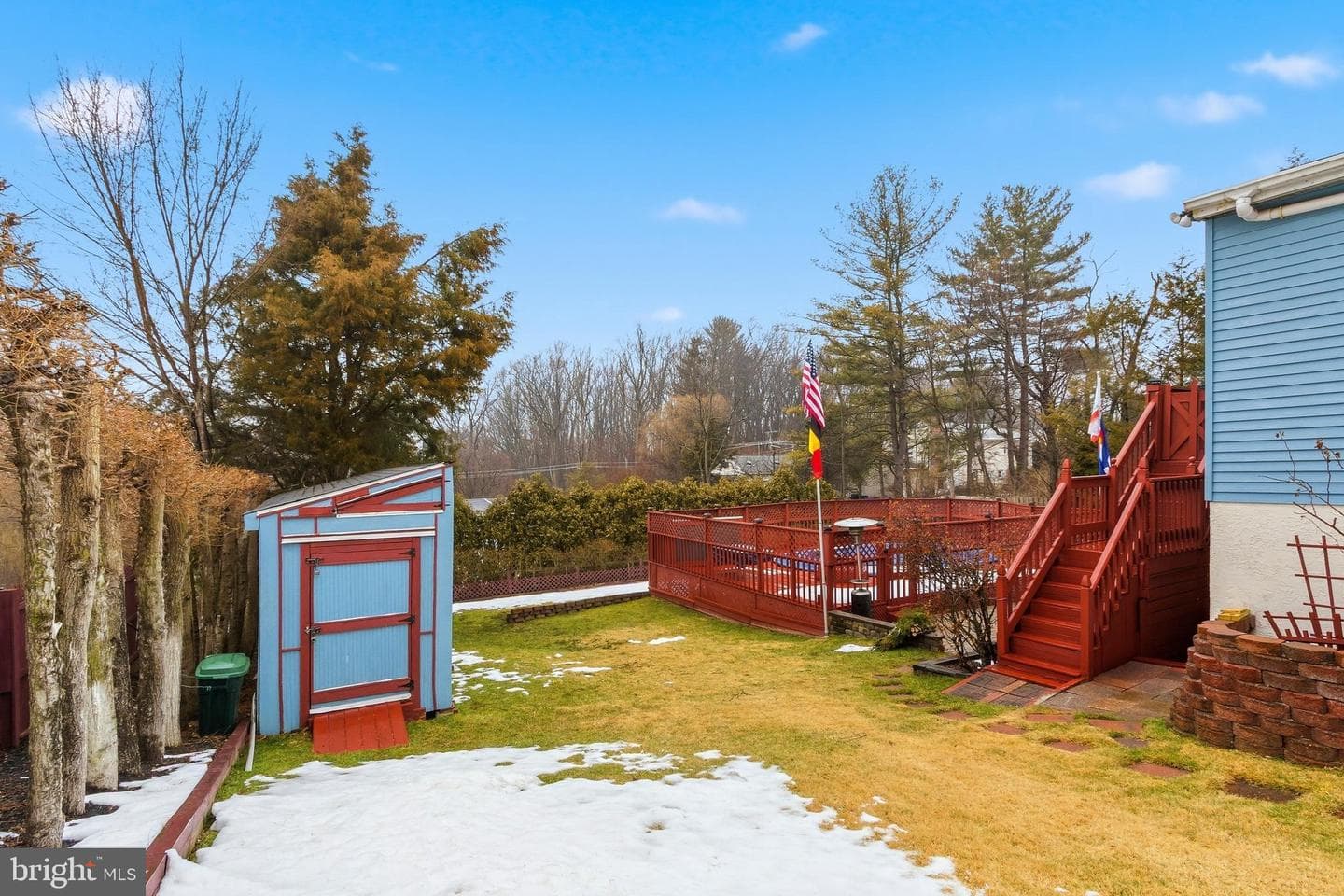 814 Caledonia Street photo 28