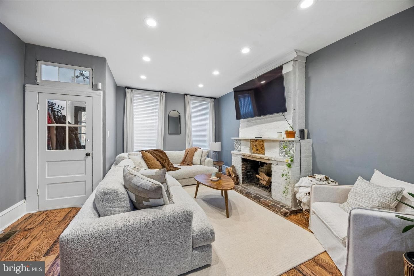 222 Richmond Street photo 12