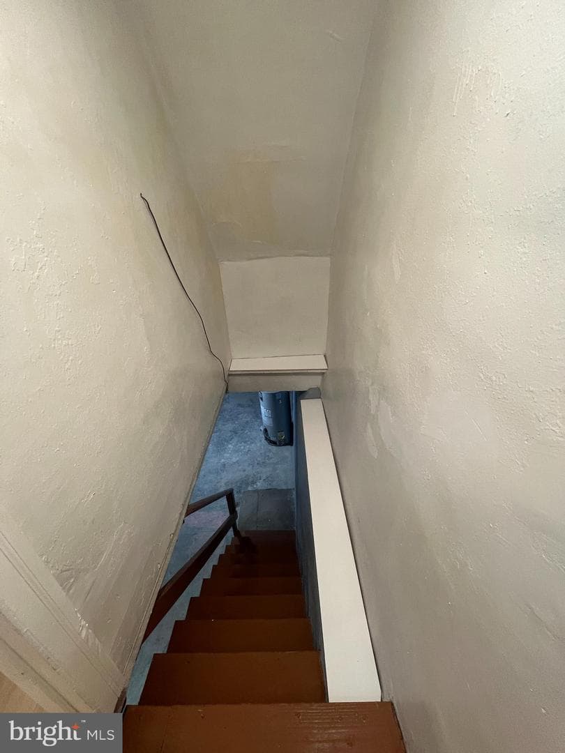 279 W Sheldon Street photo 24