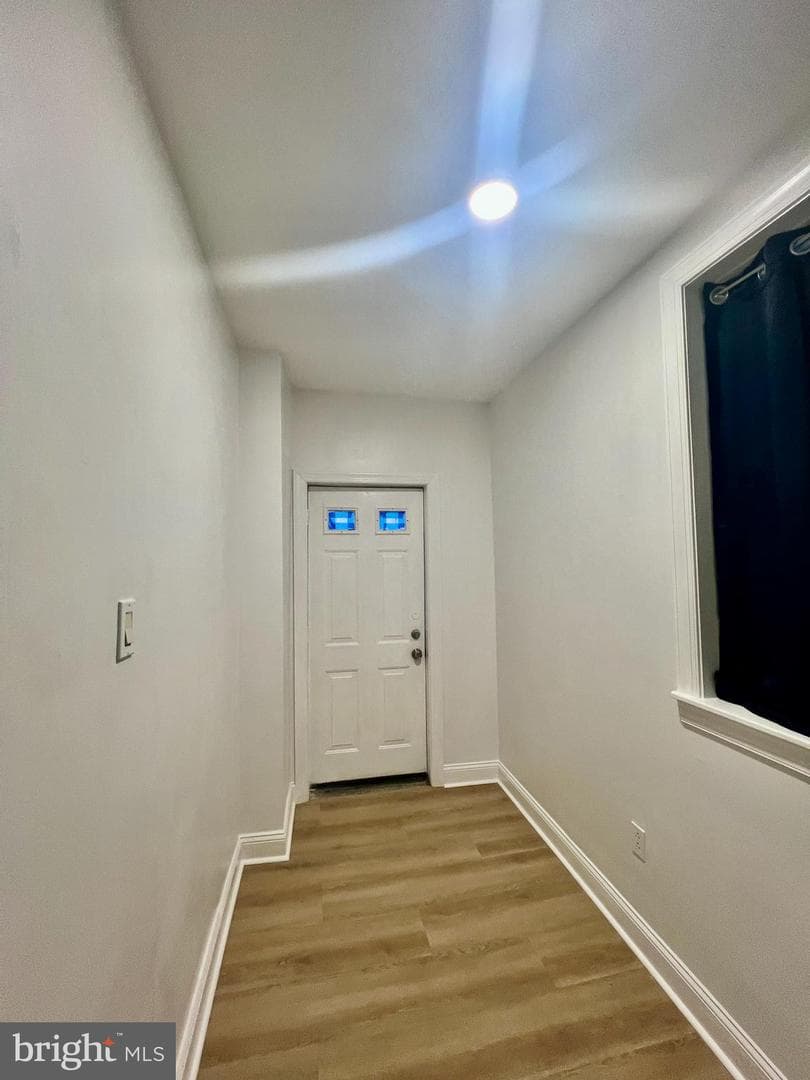 279 W Sheldon Street photo 8