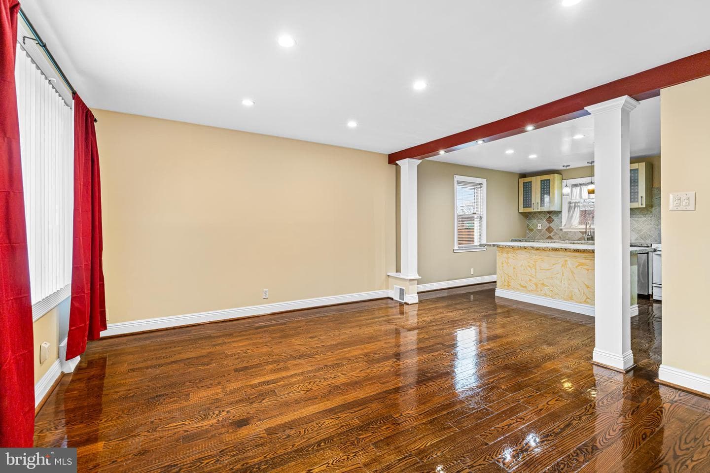 8109 Bradford Street photo 6