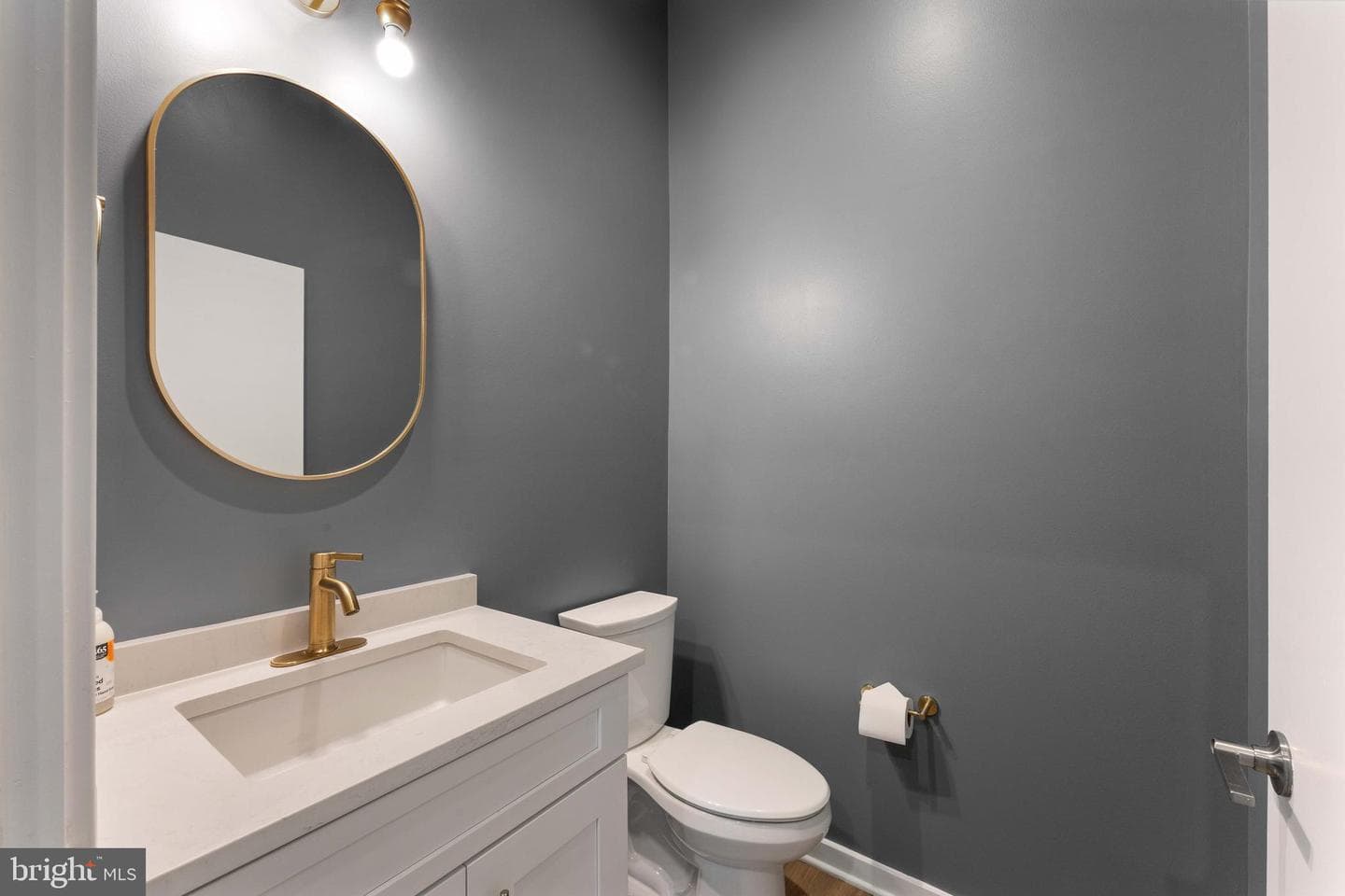 3208 Parkview Walk photo 22