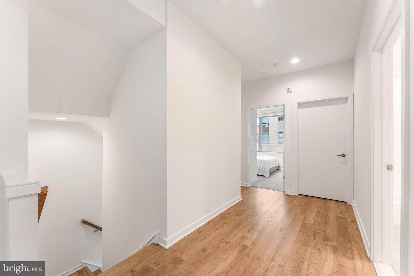 3208 Parkview Walk photo 23