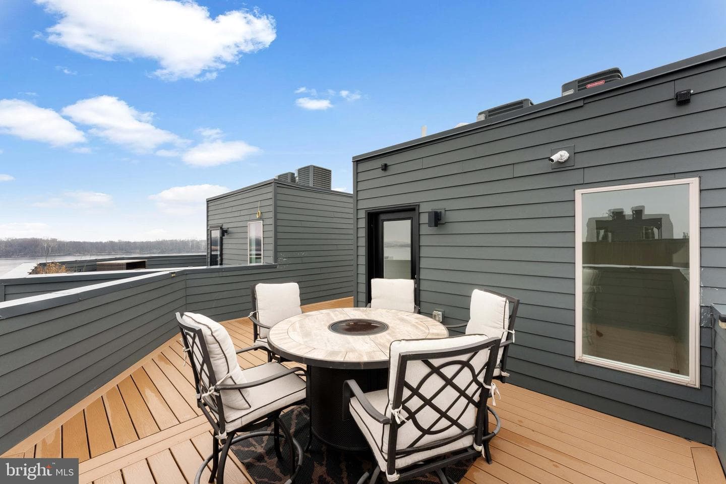 3208 Parkview Walk photo 48