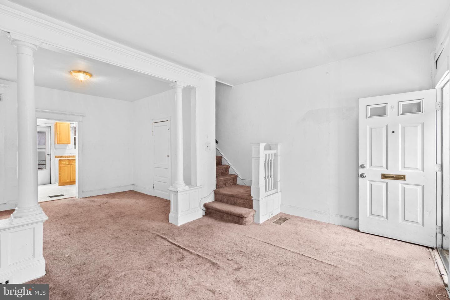 4544 N Mole Street photo 2