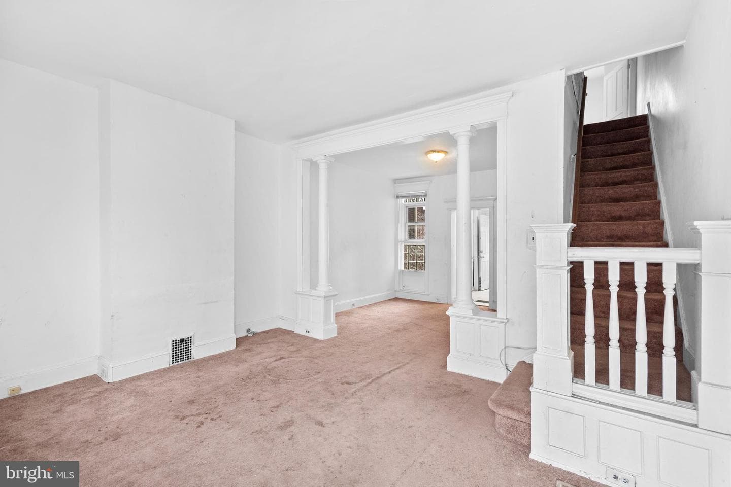 4544 N Mole Street photo 3
